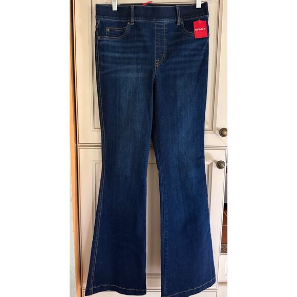 Women's Spanx® Flare Midnight Shade Jeans Large NWT 20327R Dark Wash Tall - Picture 1 of 7